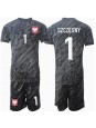 Polen Wojciech Szczesny #1 Torwart Auswärts Trikotsatz für Kinder EM 2024 Kurzarm (+ Kurze Hosen)